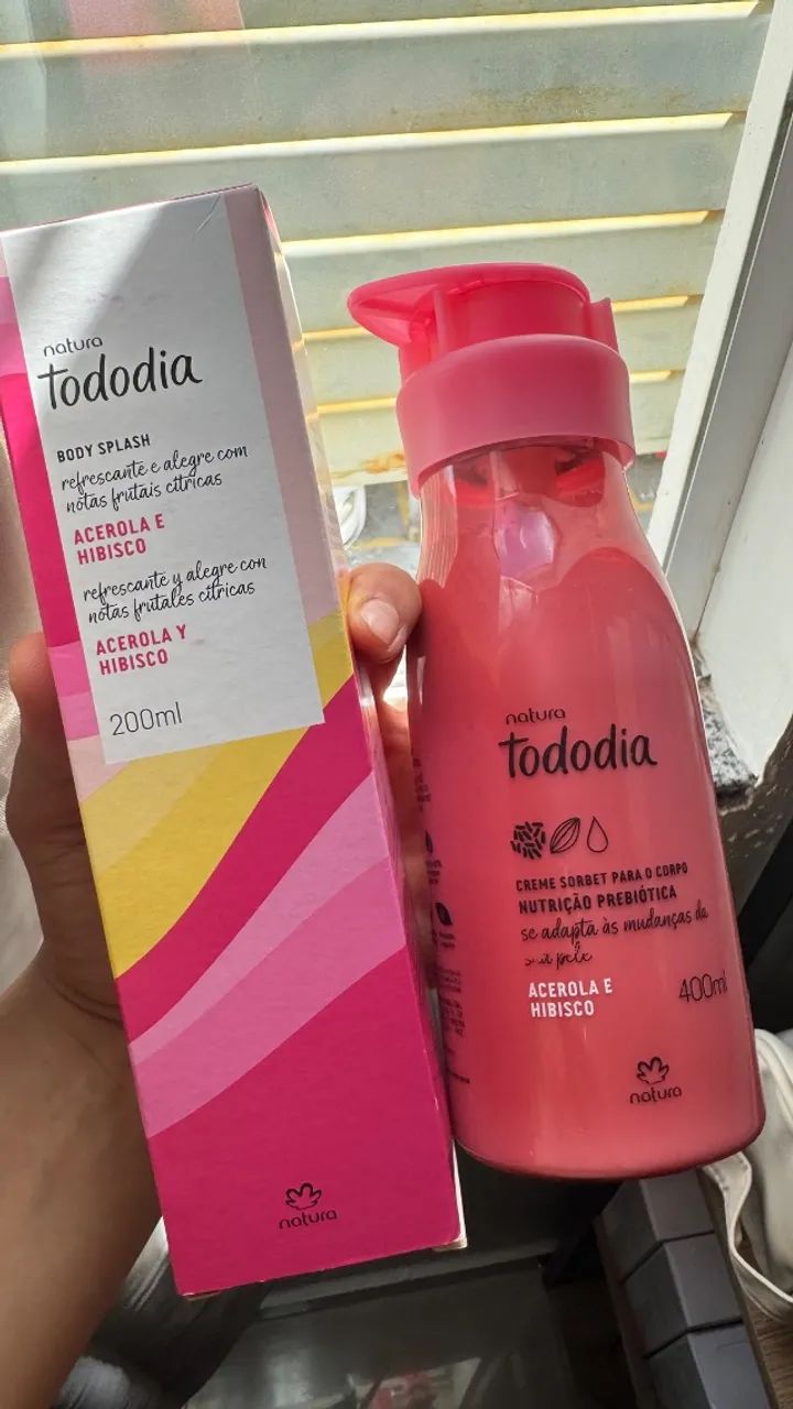 Kit body splash e hidratante tododia 
