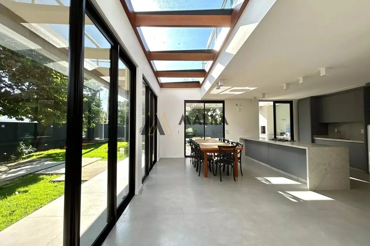 Casa para Locação em Florianópolis / SC no bairro Campeche - Foto 3