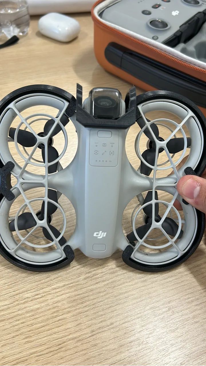 DJI NEO + Hub com 3 baterias