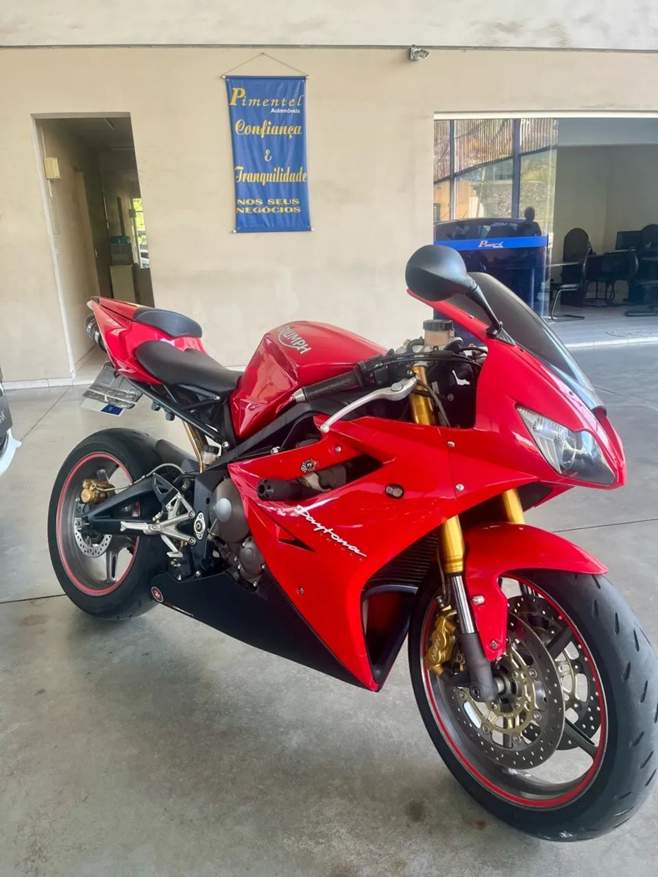 Triumph Daytona 675 - Foto 2