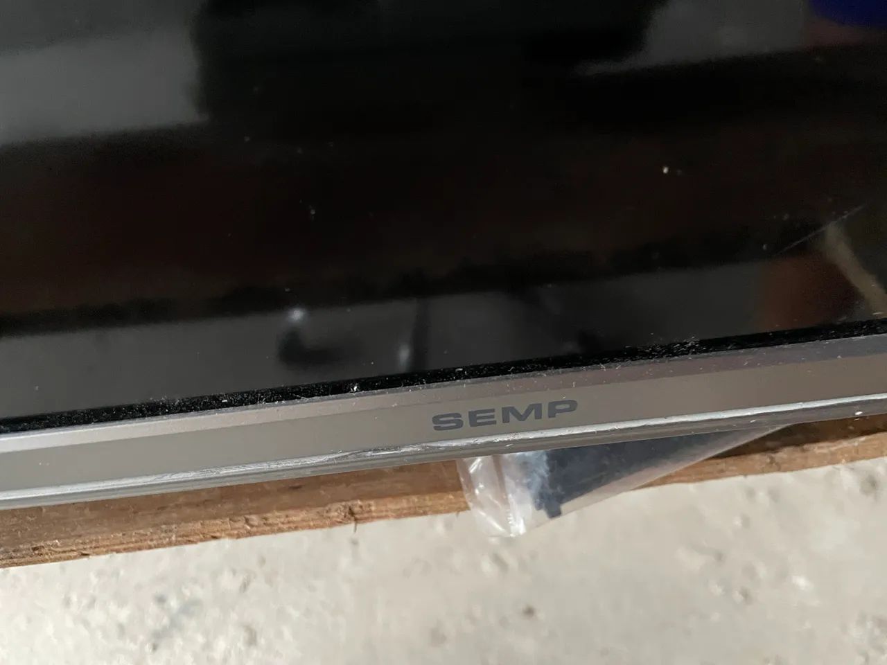 Tv para retirada de peças 