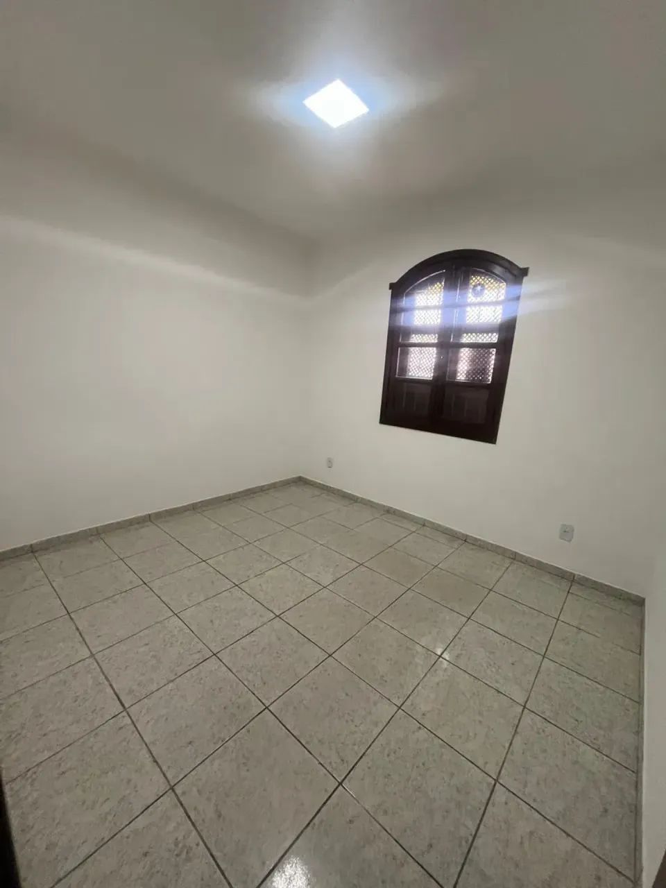 Casa individual Bairro Maria Helena - Foto 4