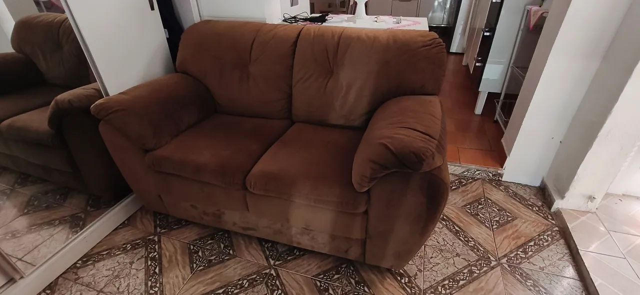 Sofá 3 e 2 lugares em perfeito estado - Foto 2