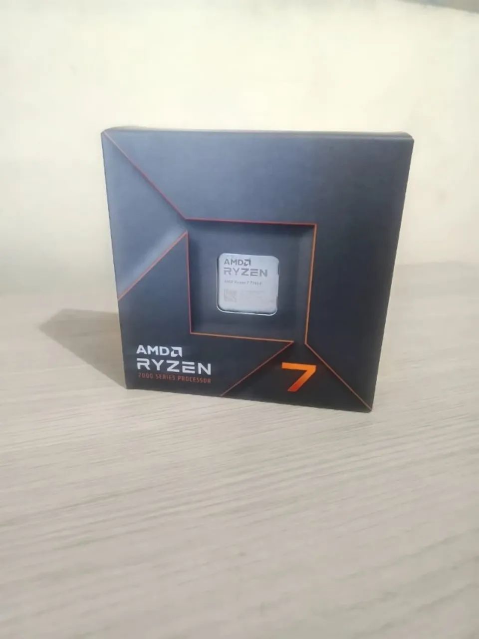 AMD Ryzen 7 7700X
