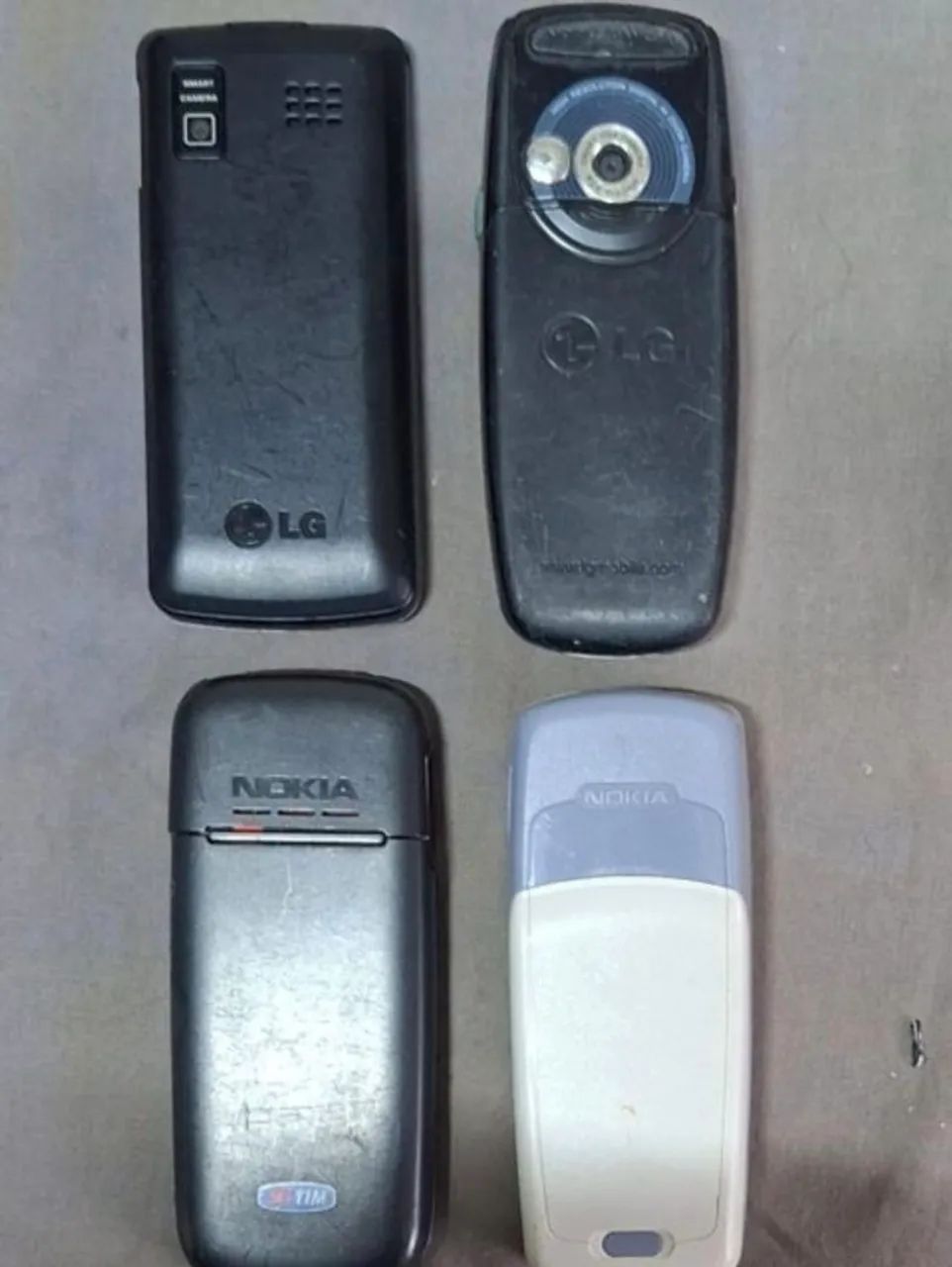 lote com 4 celulares para aproveitamento de peças - Foto 2