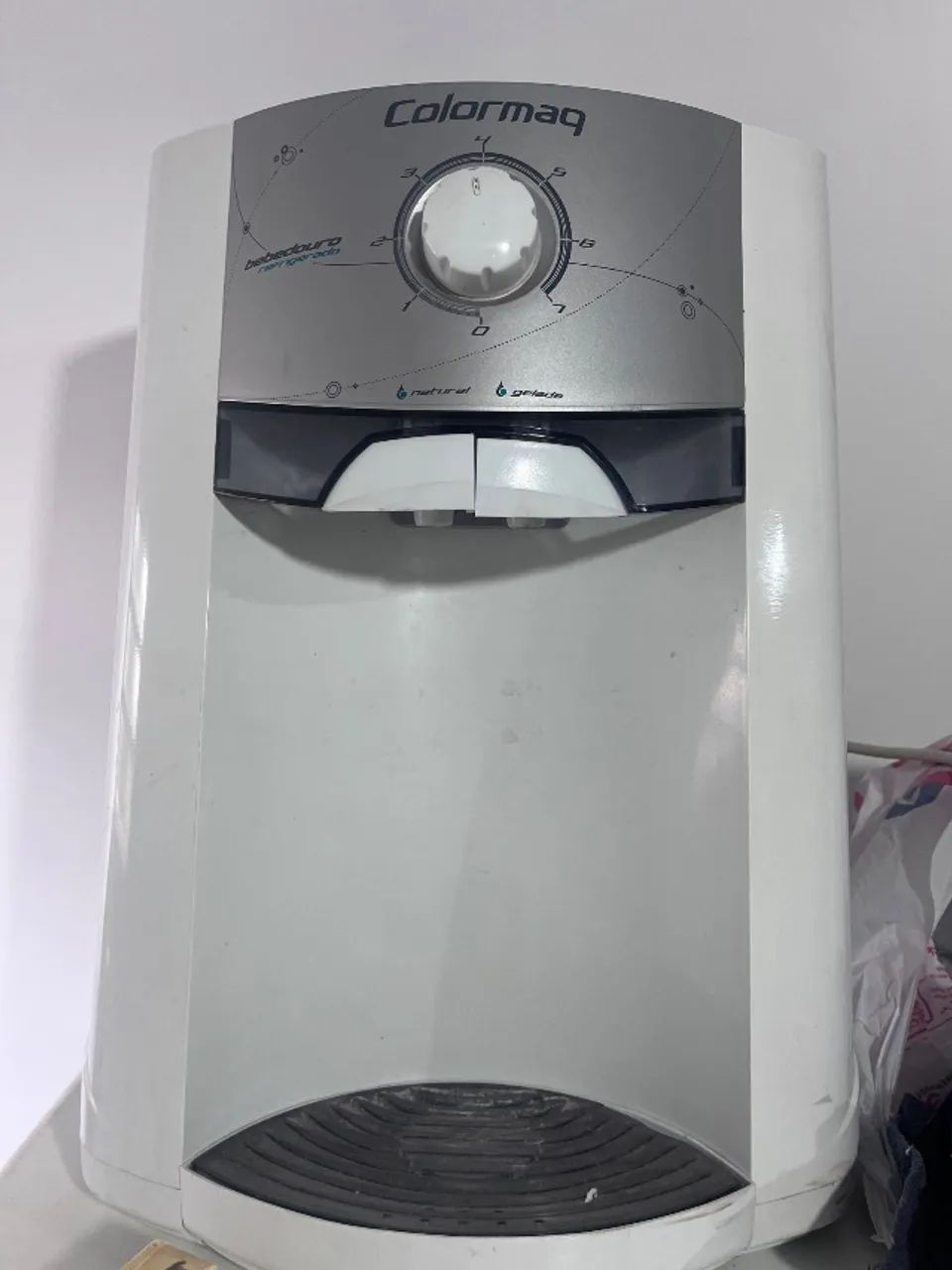 Bebedouro Refrigerado para galão 