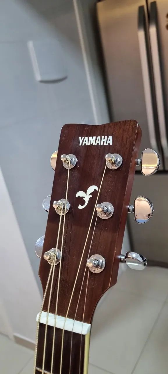 Vende-se Violão Yamaha  - Foto 3