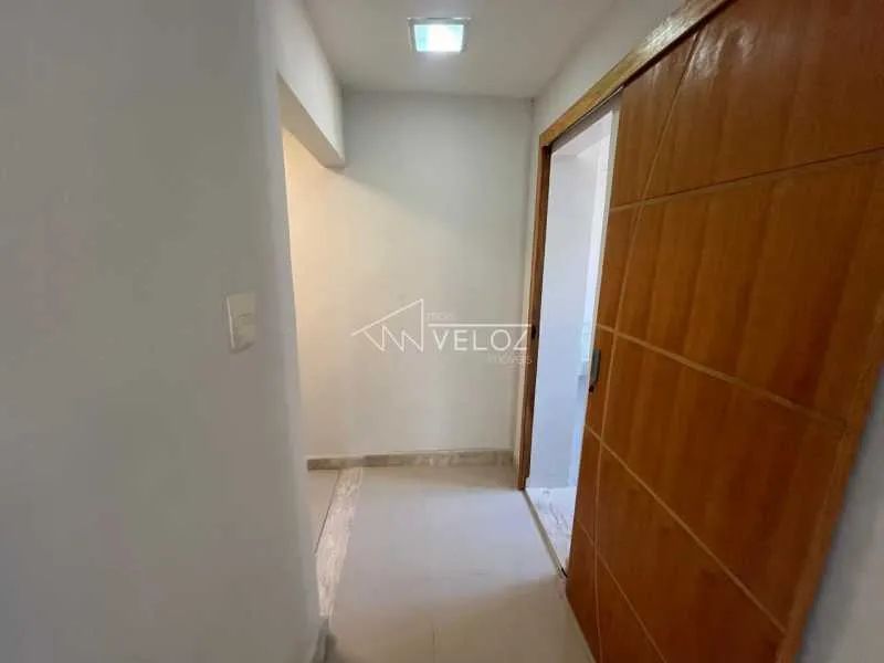 Sala - / Comercial / Centro