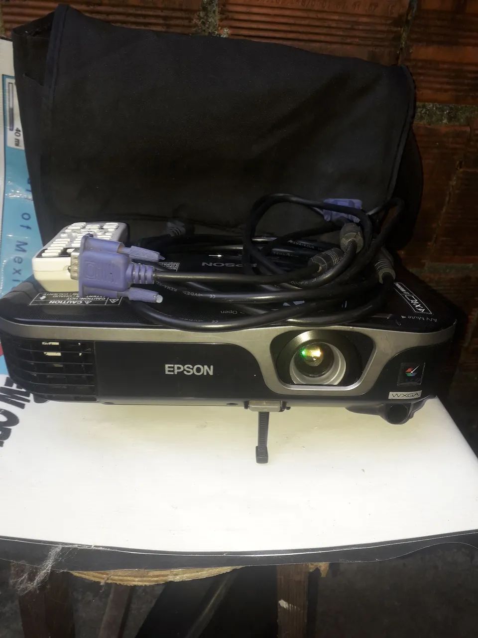Projetor epson W11+ model: H438A - Foto 2