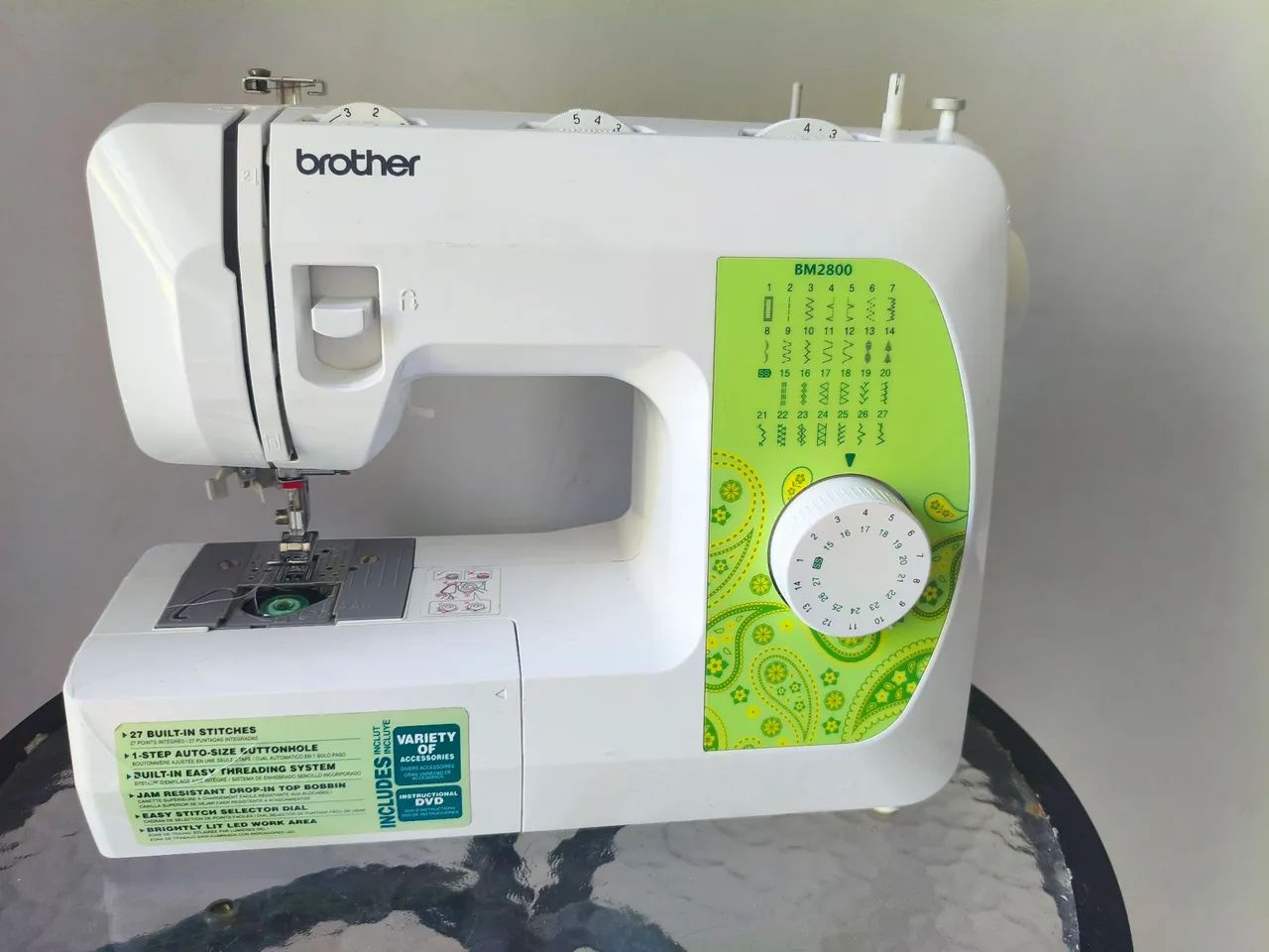 Máquina de costura Brother  - Foto 2