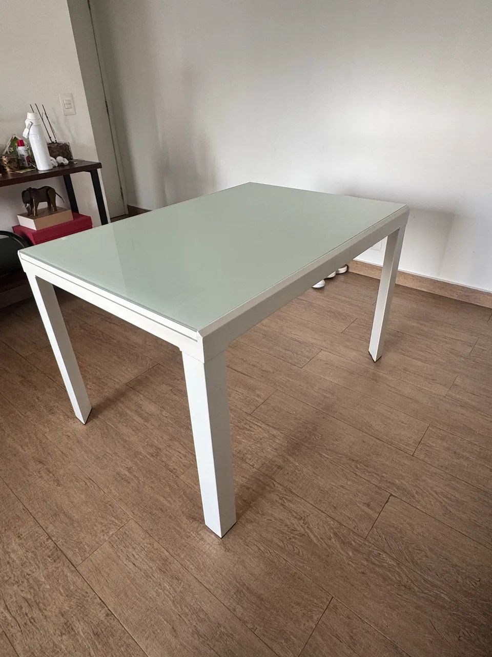 Mesa de Jantar Extensível com Tampo de Vidro Branco - Excelente Estado - Foto 2