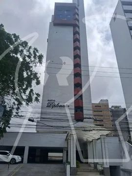 Duas salas comerciais conjugadas para locação no Edifício Diplomata, no bairro Aldeota. Am