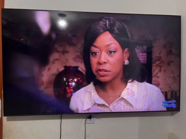 VENDO TV 65 POLEGADAS 4K - Foto 2
