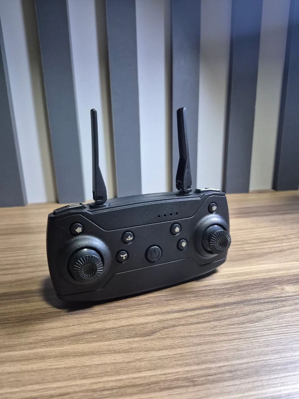 Drone E99 com Câmera - Foto 4