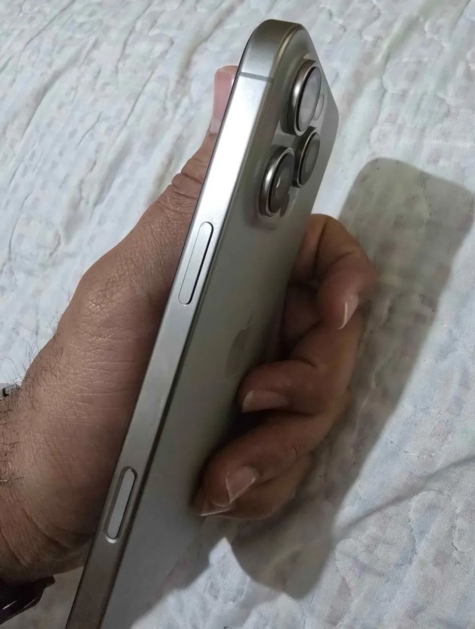 iPhone 16 pro Max  - Foto 4