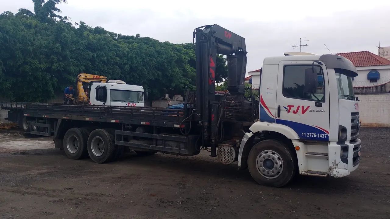 Constellation 24250 com munck