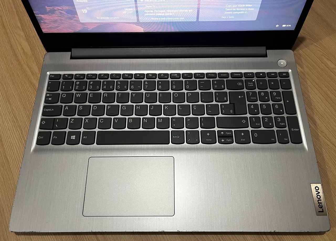 Notebook Lenovo IdeaPad 3 - SSD 120GB - Windows 11 - Foto 3