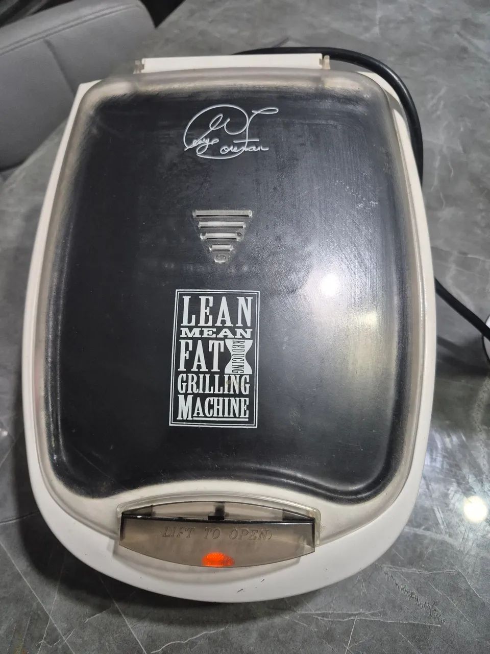 GRILL GEORGE FOREMAN