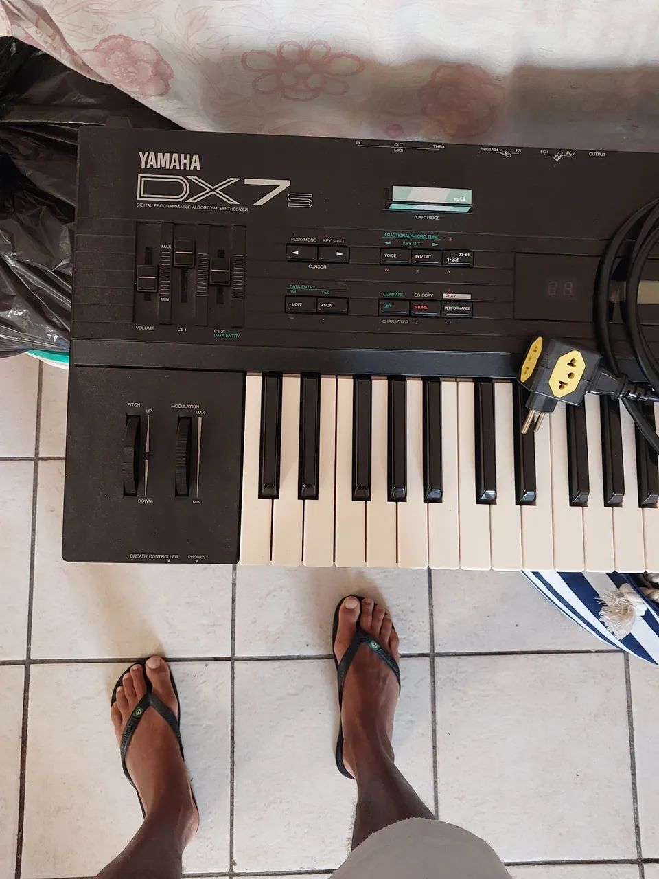 Teclado yamaha dx 7s  - Foto 5