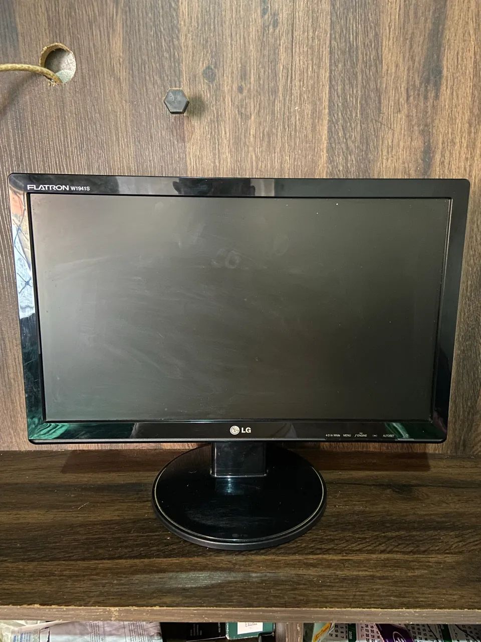 Monitor LG 19?65713027225474122