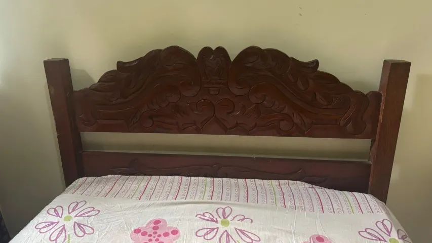 Cama de casal angelim