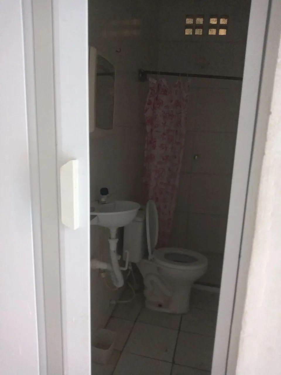 ALUGA-SE CASA AREJADA - Foto 5