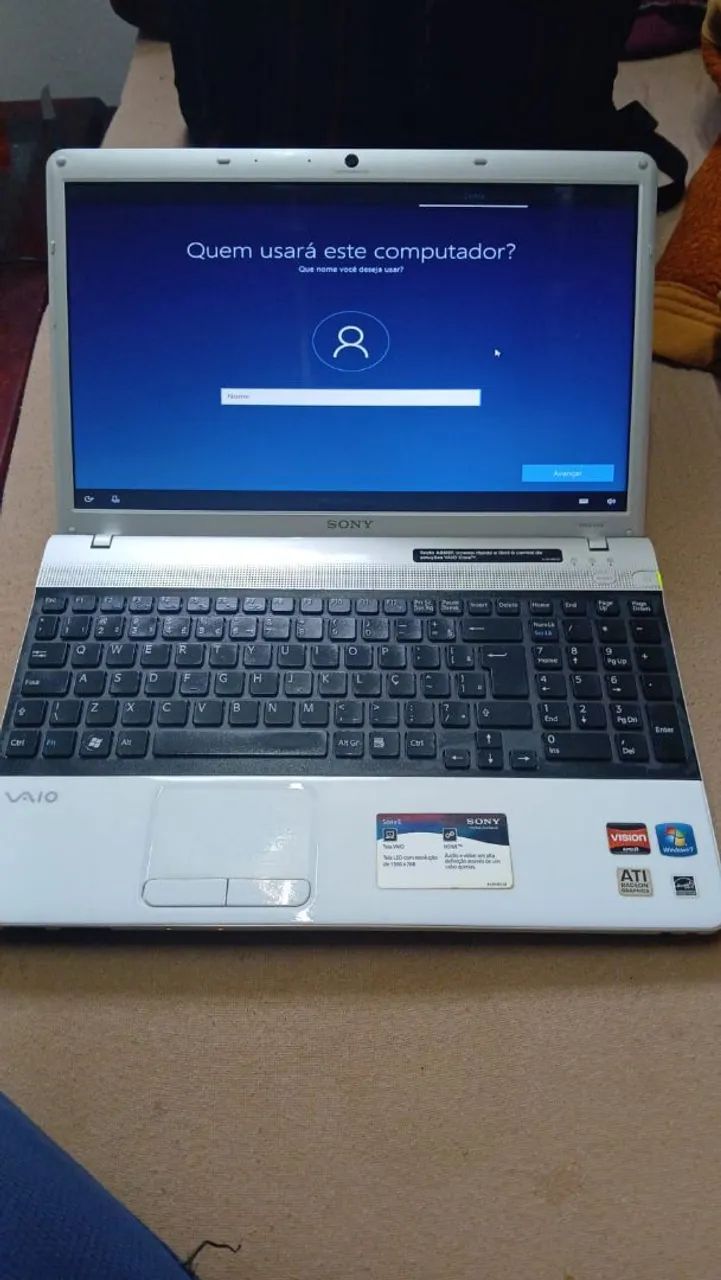 Notebook Sony Vaio VPCEE43EB 4GB Ram HD de 465GB com Carregador
