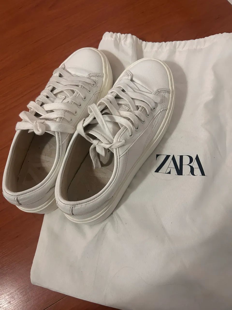 Tenis branco zara 38