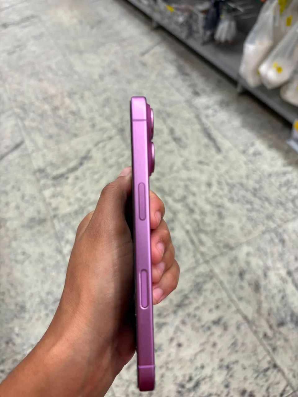 Vendo iPhone 16 128g rosa  - Foto 2