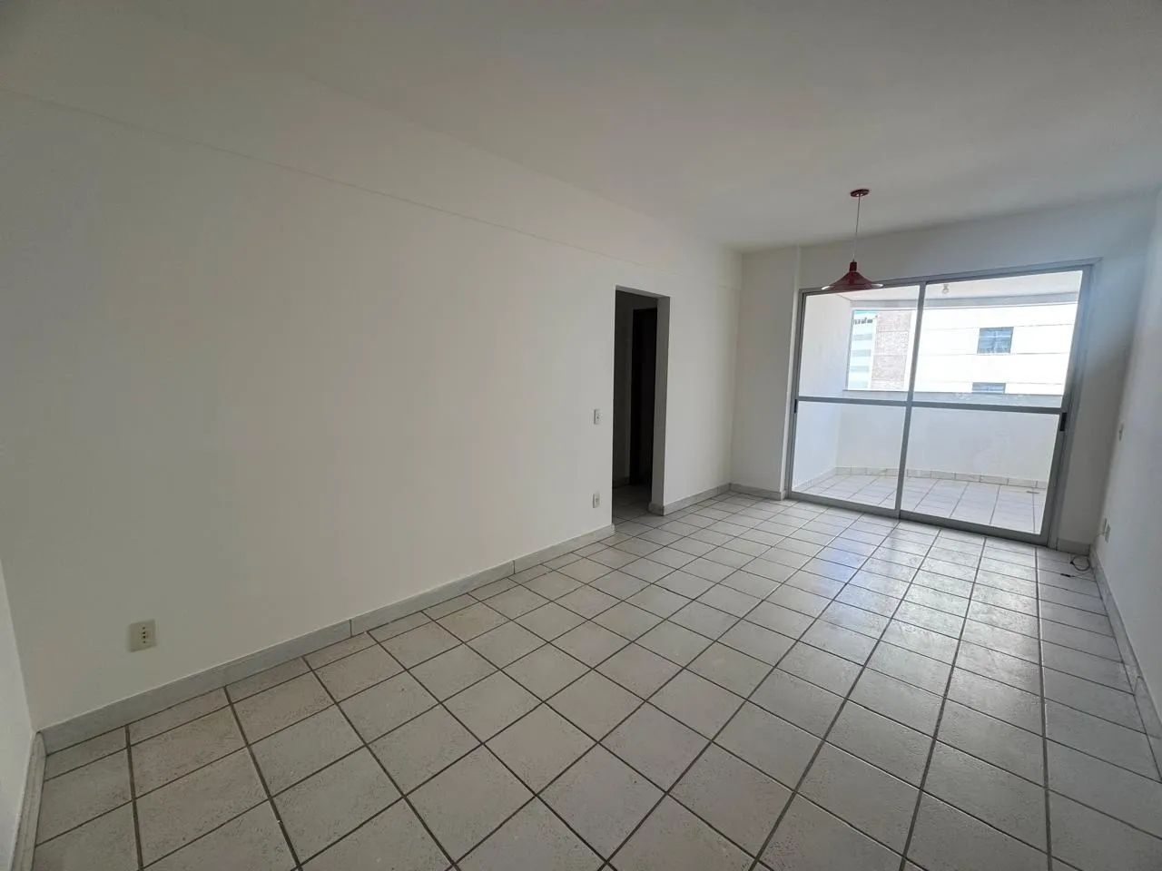 Apartamento de 2 quartos para locação no Buritis