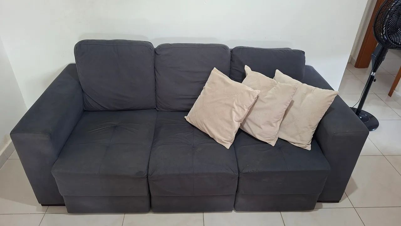 Sofá Retrátil (acompanha 3 almofadas como na imagem)