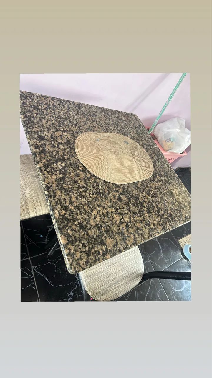 Mesa de mármore 
