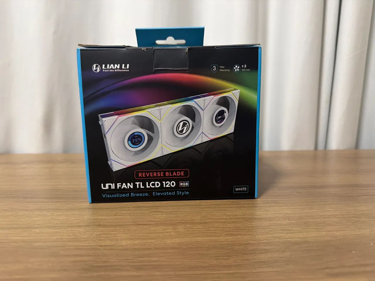 Triple fan tela lcd reverse Blade Lian li 