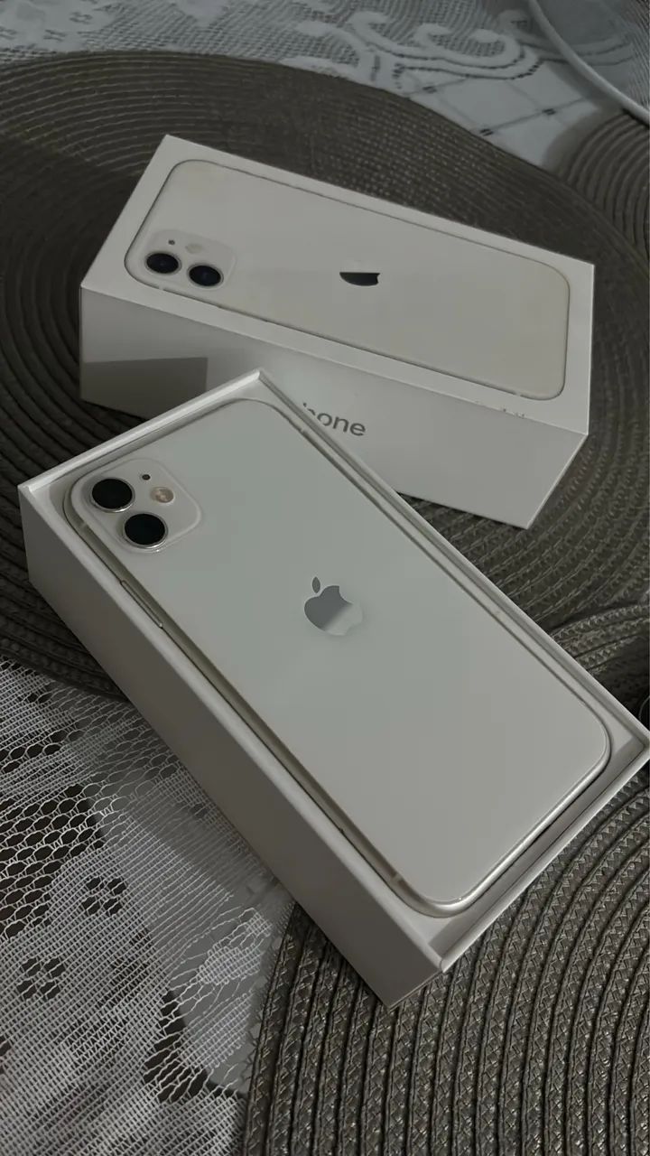 iPhone 11 64 GB 