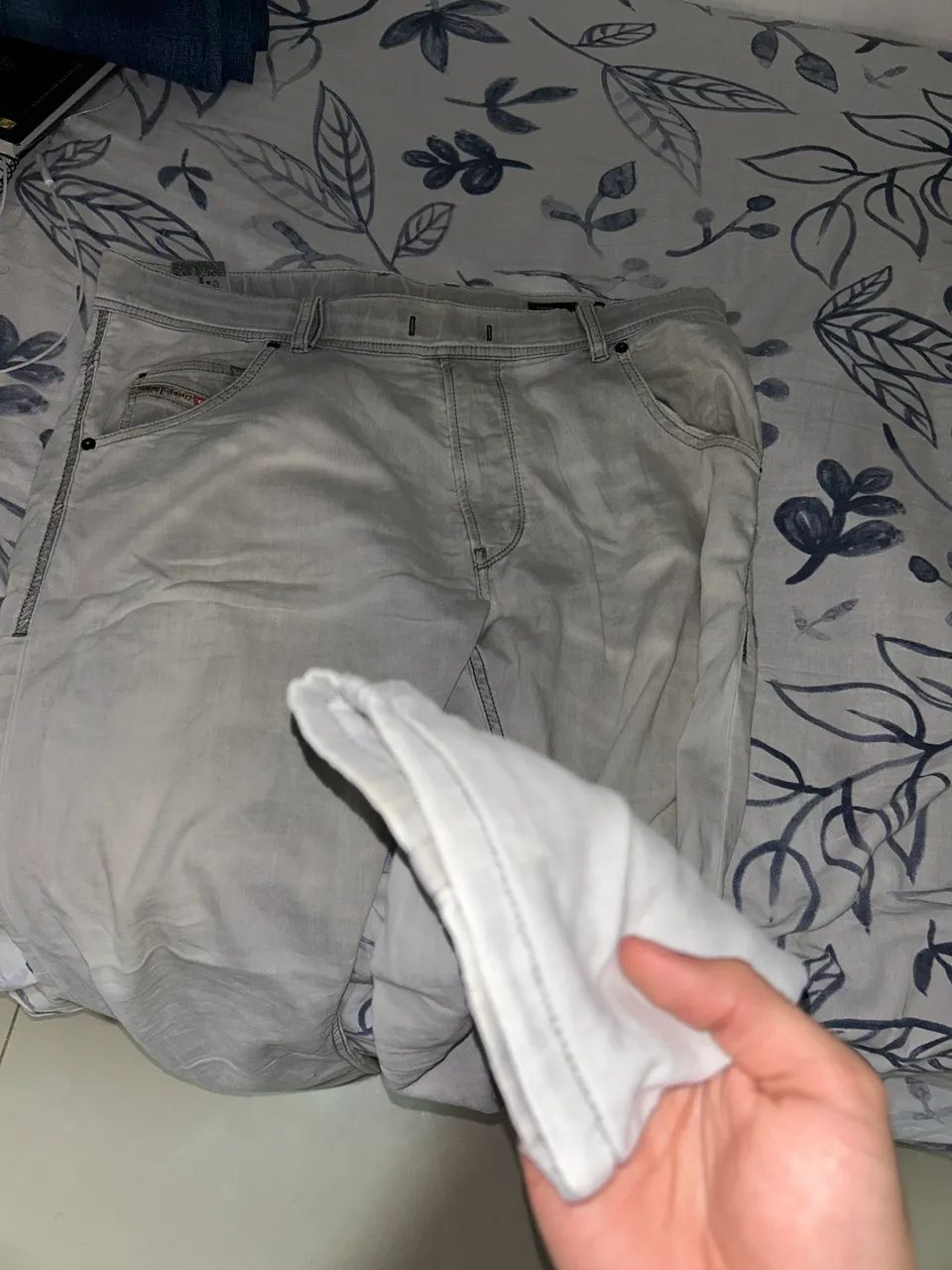 Calça Diesel 42 rasgada - Foto 5