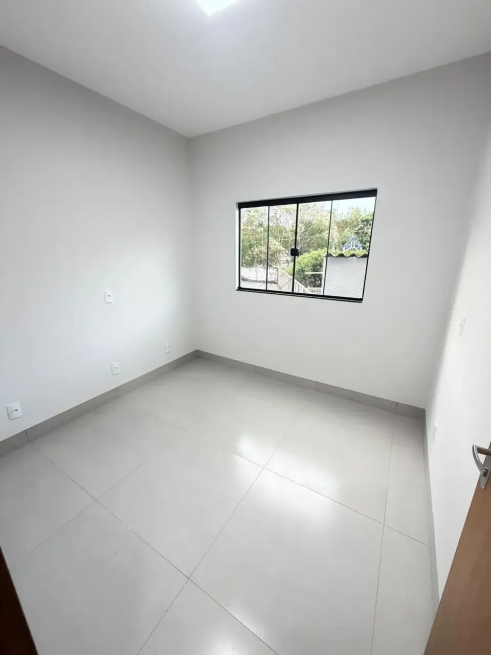 Sobrado três quartos parque das amendoeiras - Foto 5