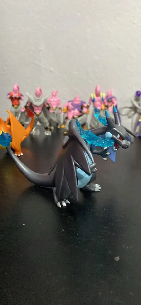 Pokémon charizard - Foto 3