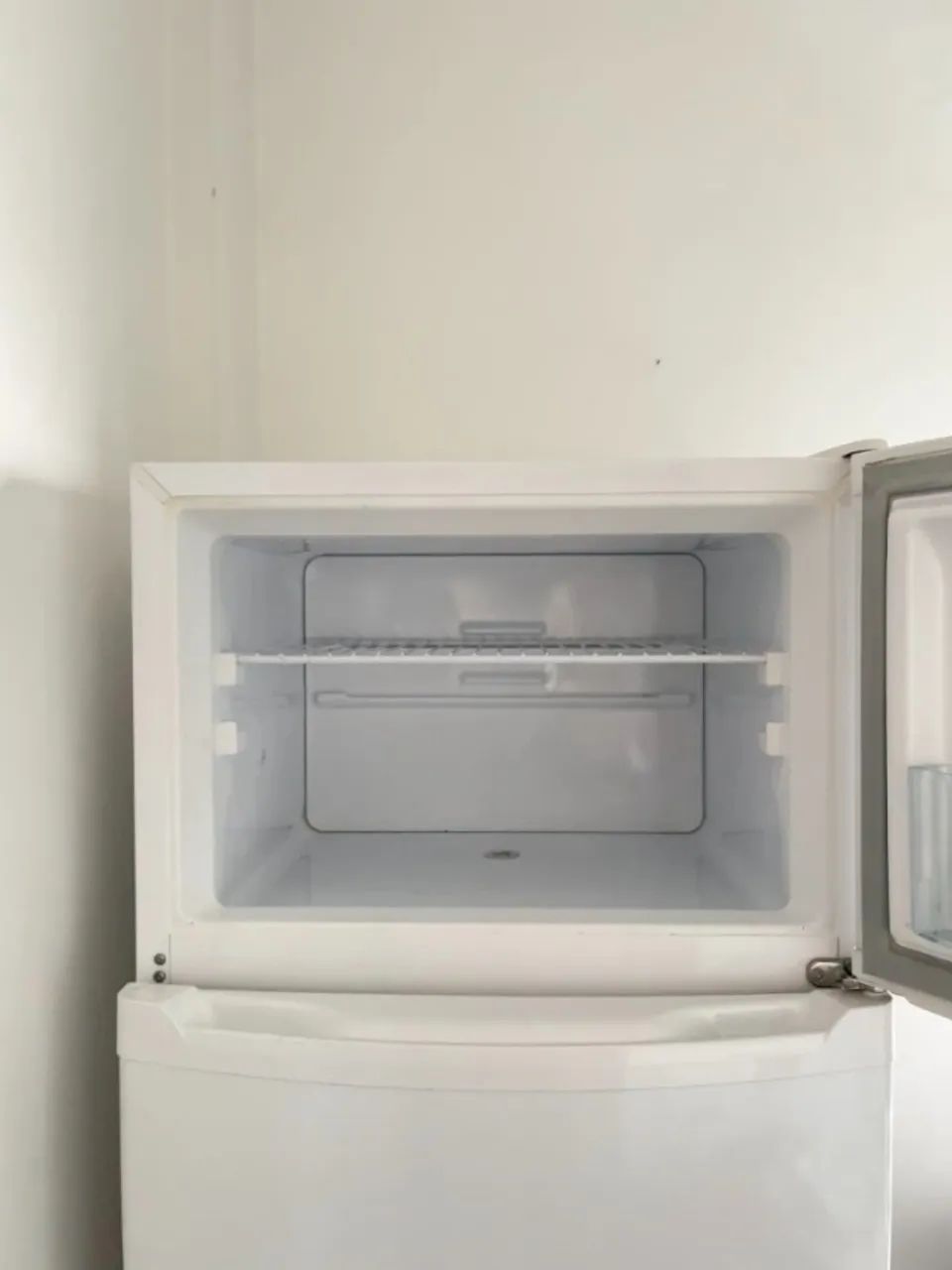 Geladeira Consul Cycle Defrost Duplex 334 litros  - Foto 4