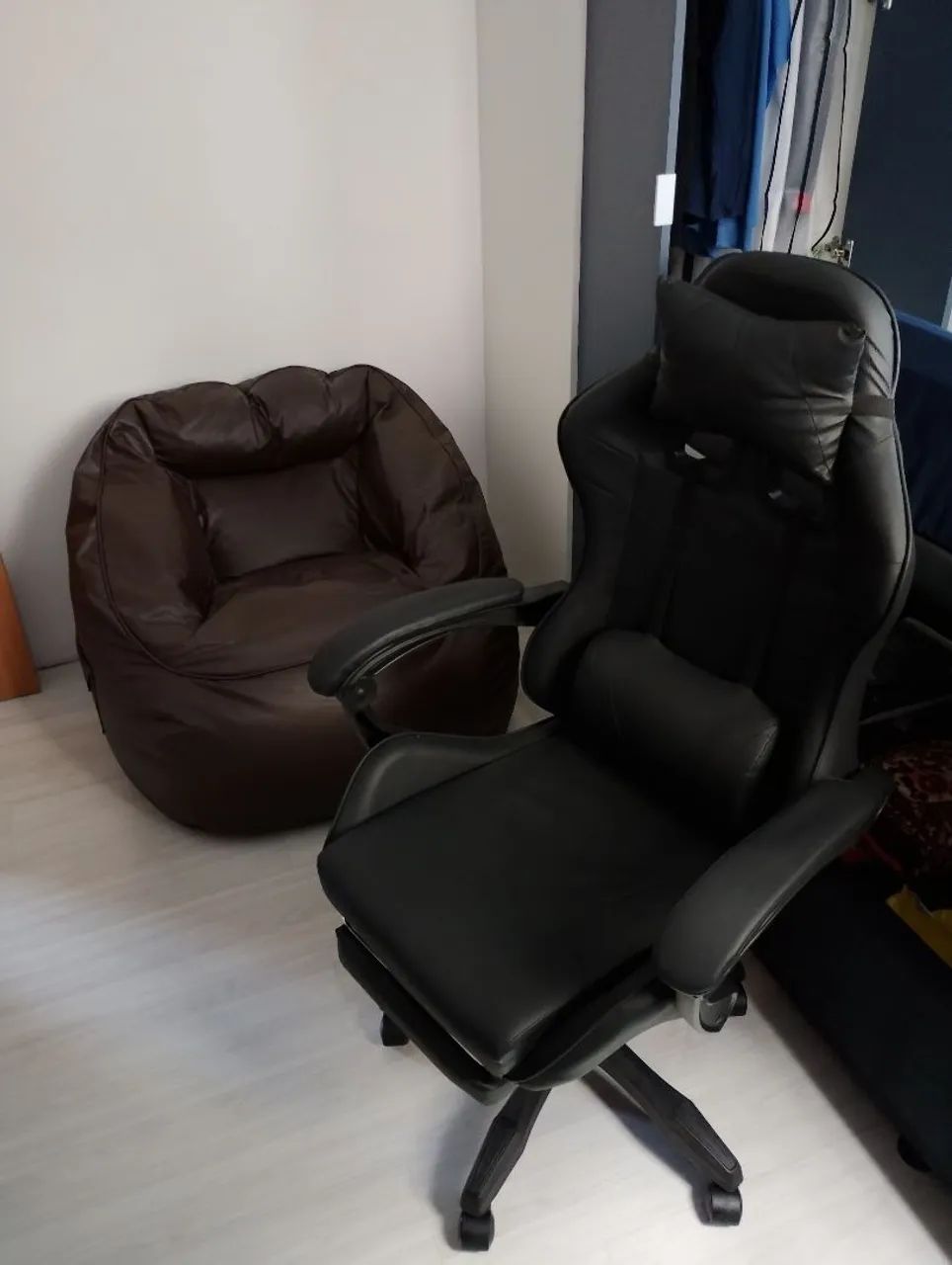 Cadeira gamer e puff pera  - Foto 2