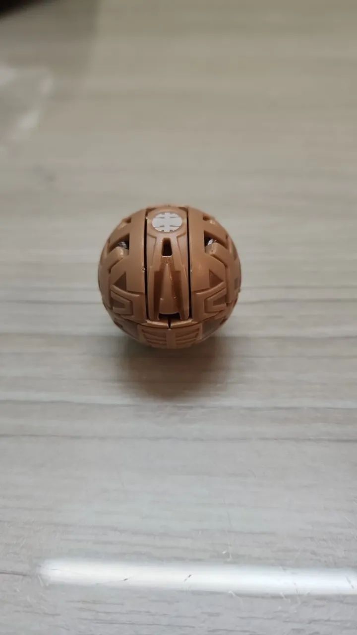 Bakugan Subterra Mega Nemus - Foto 2