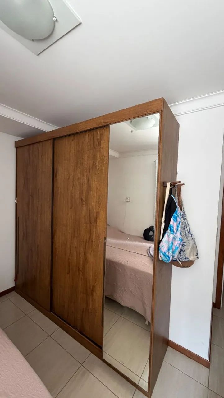 Guarda-roupa 