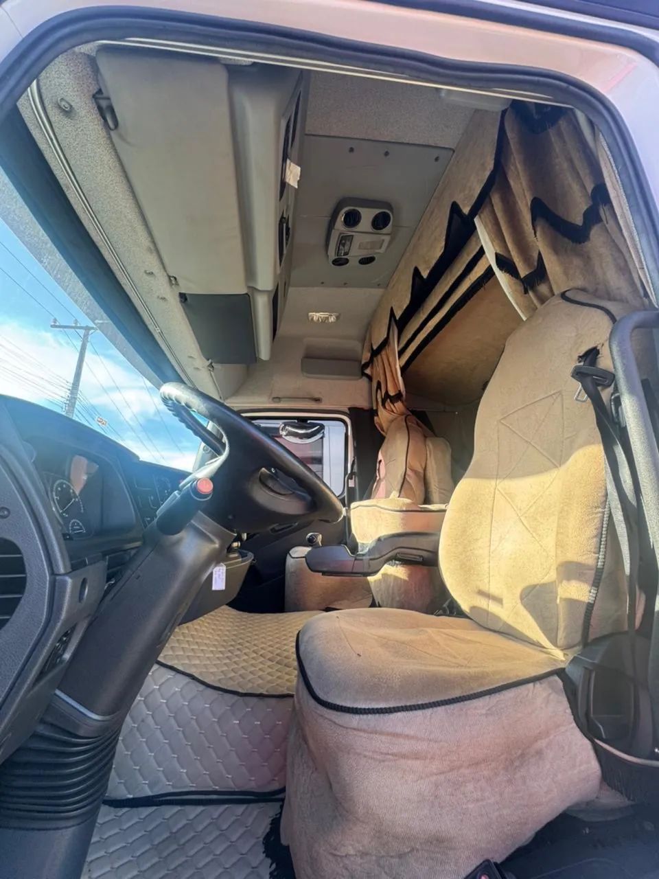 M. Benz Axor 2041 2019 impecável  - Foto 4