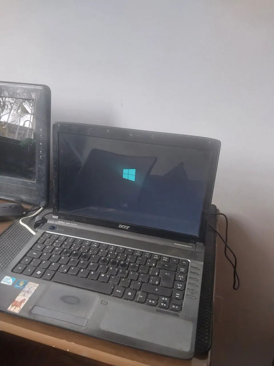 Notebook funcionando no carregador  - Foto 2