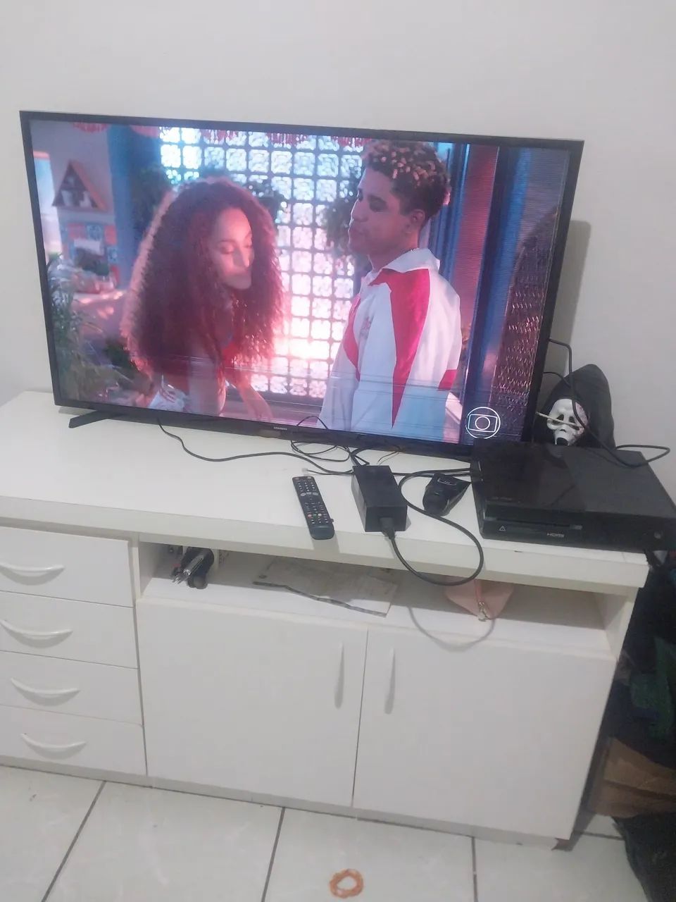 Vendo tv 48 com xbox one - Foto 5