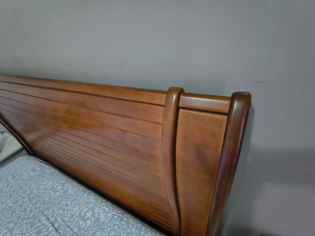Cama e cômoda  - Foto 2