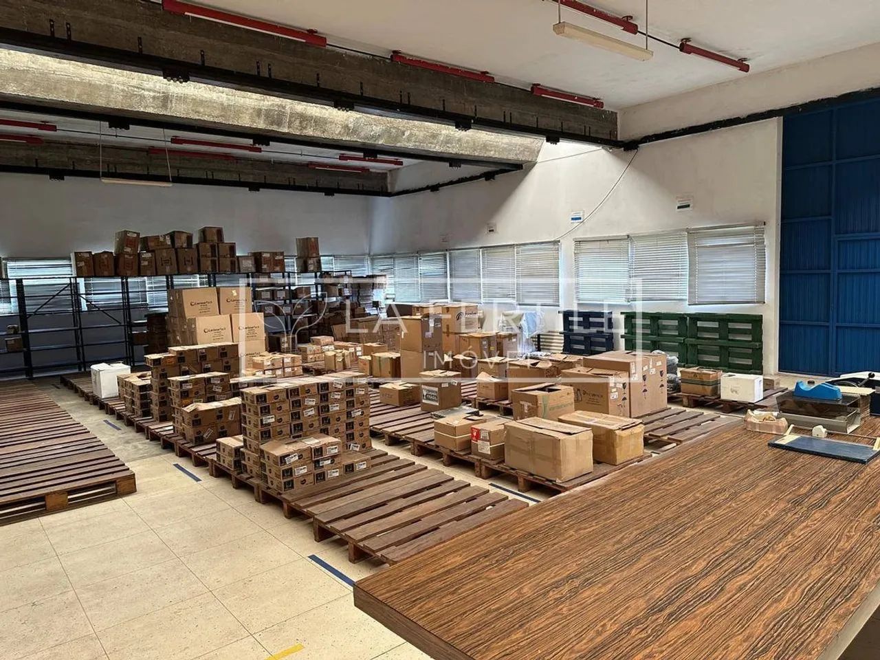 Barracão, 1050M², Aluguel de R$ 32.000,00 + Taxas - Dom Rodrigo, São José dos Pinhais (Pr) - Foto 11