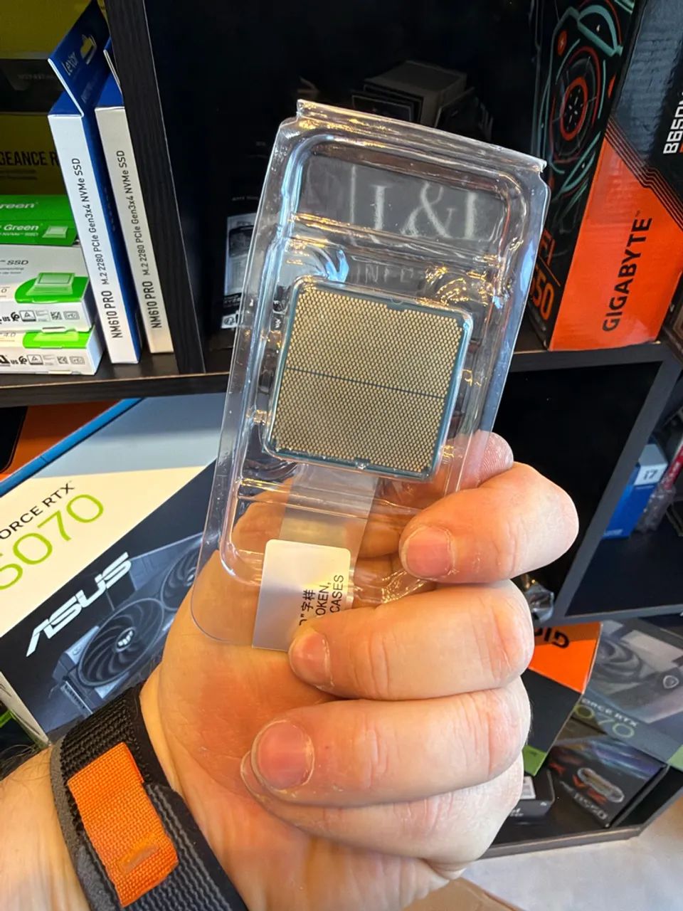 PROCESSADOR AMD RYZEN 9 9950X3D OEM - Foto 3