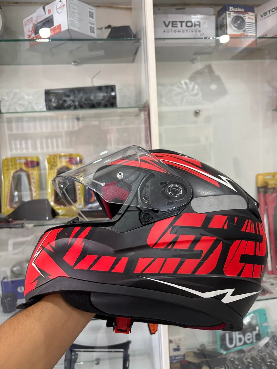Capacete LS2 bem novinho, oportunidade 