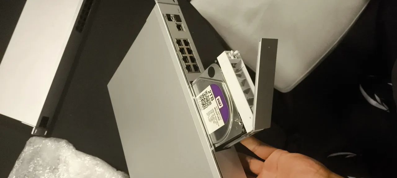 UDM+USW ubiquiti - Foto 5