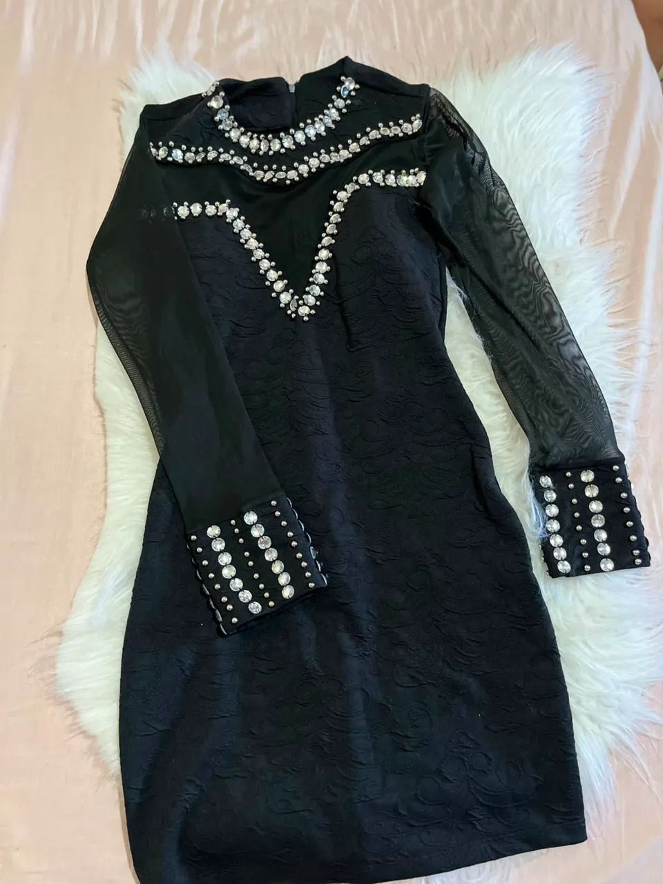 Roupas  com 50% de desconto - Foto 2